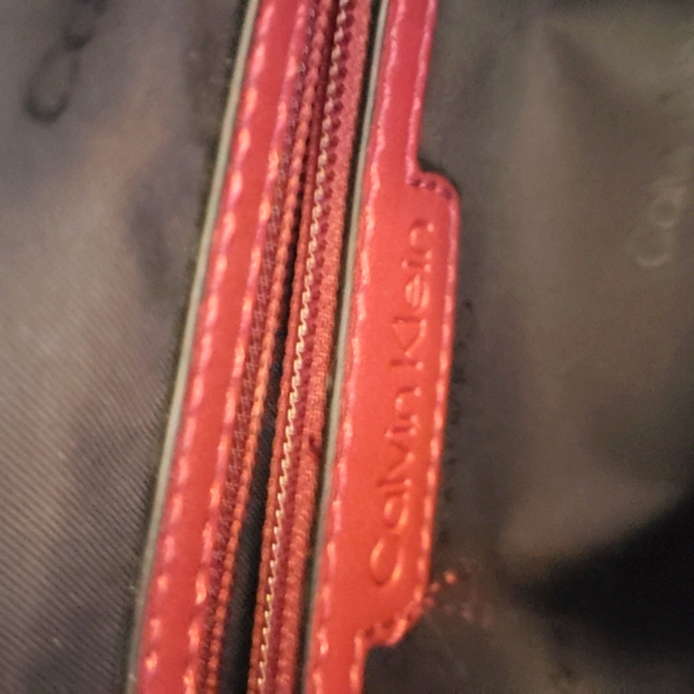 Calvin Klein Bella Adjustable Crossbody - Picture 9 of 17